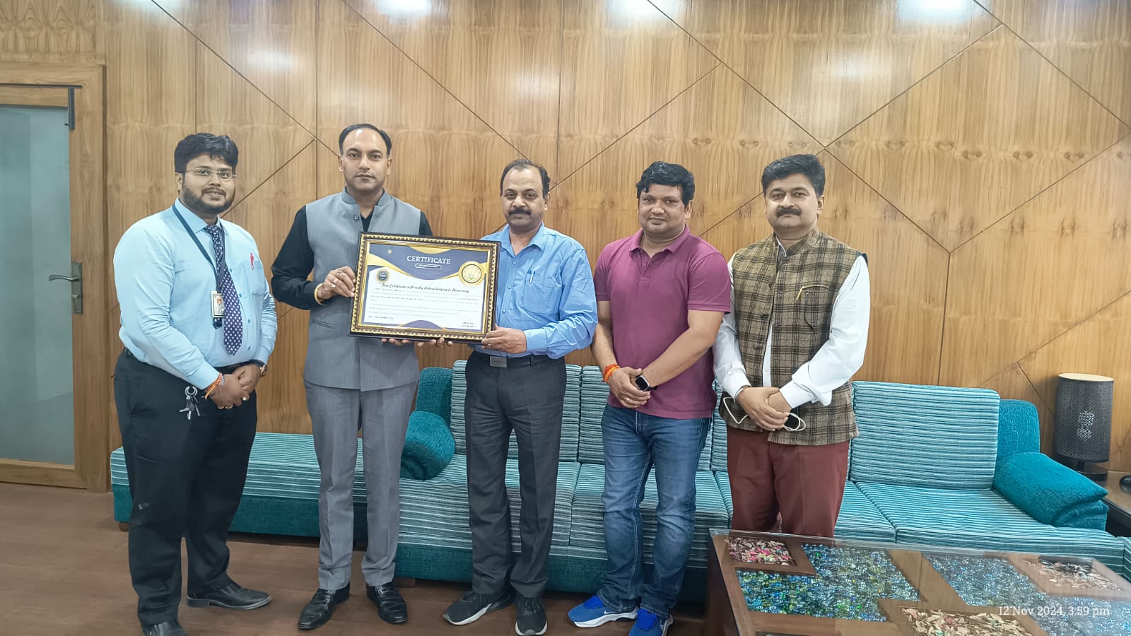 IIMT University MD receiving a certificate of appreciation for generous efforts in supporting the Teachers' Training Programme on Digital Literacy and Coding