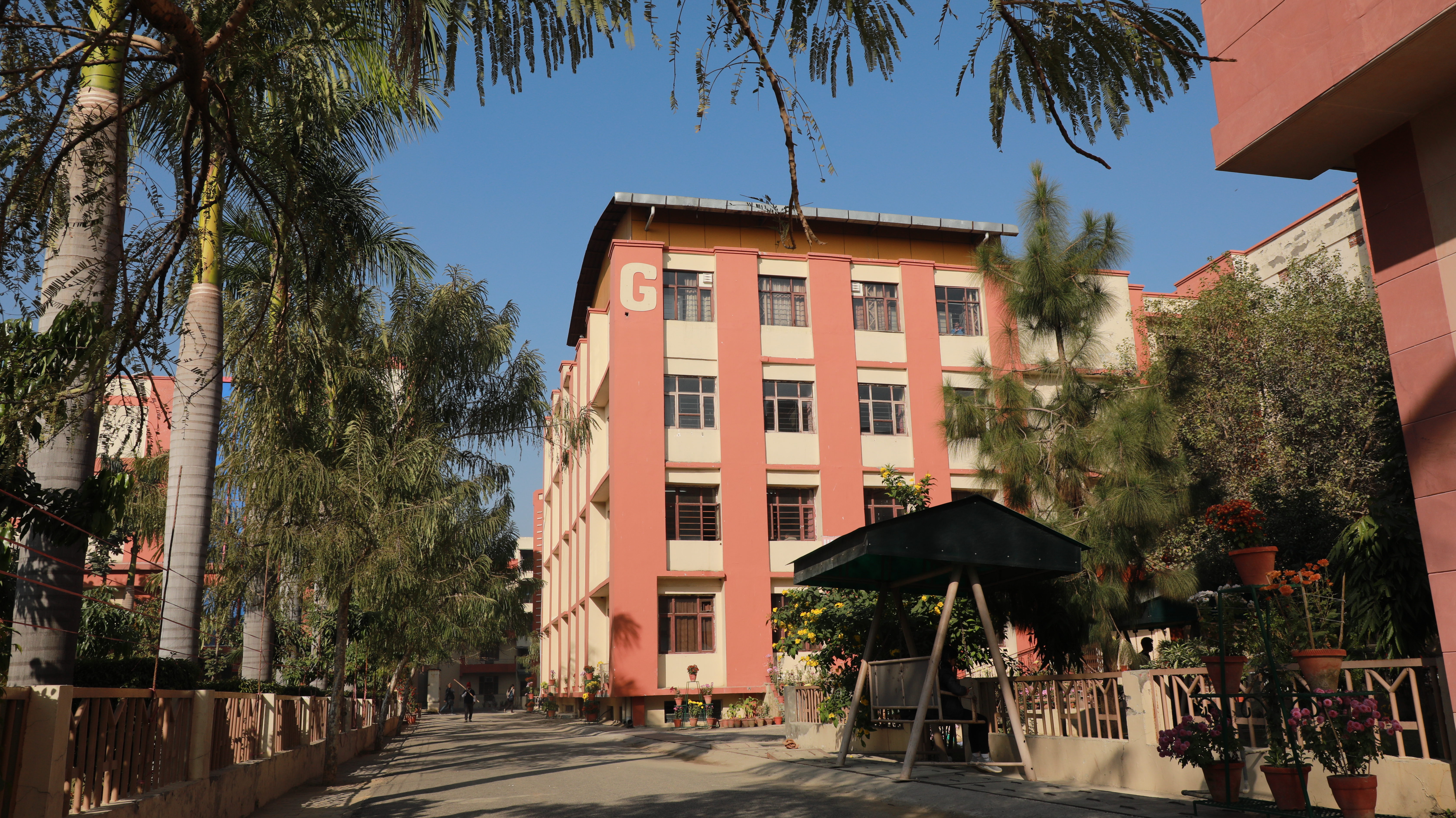 Building 1 IIMT University